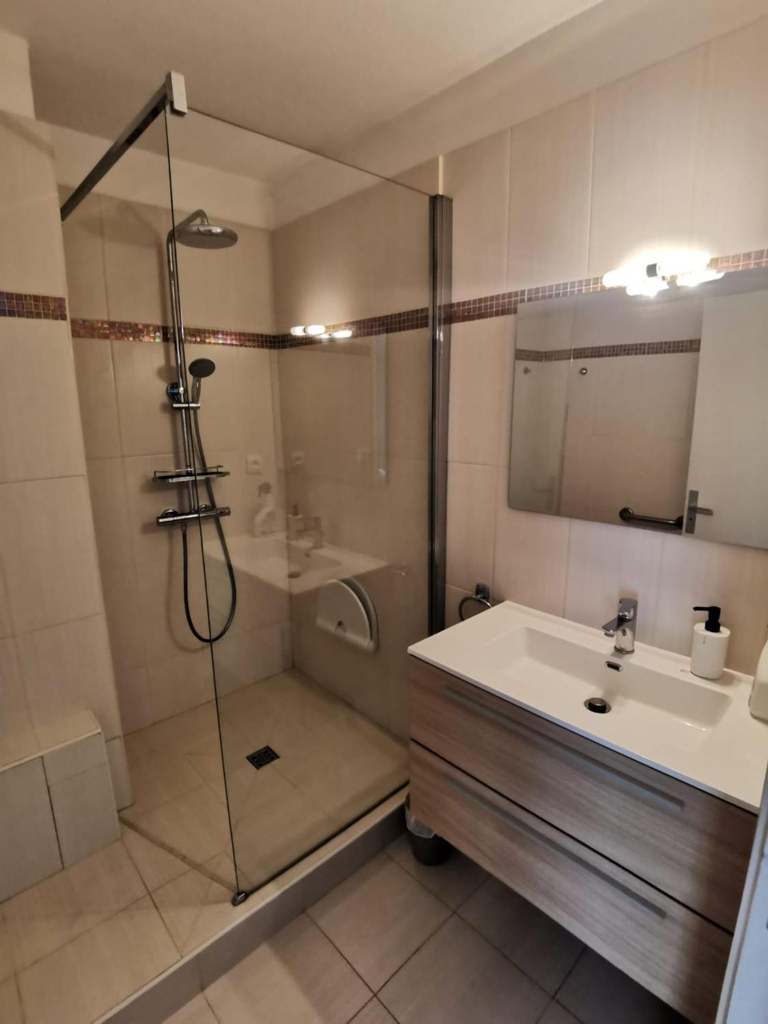 Lido, Private Apartment Seaside, Parking, Swimming Pool Cagnes-sur-Mer Eksteriør bilde